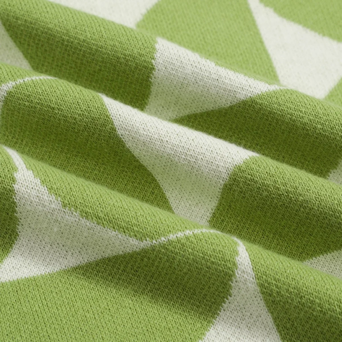 Men's Retro Knit Polo – Vintage Green Geometric Button-Up Shirt - Image 9