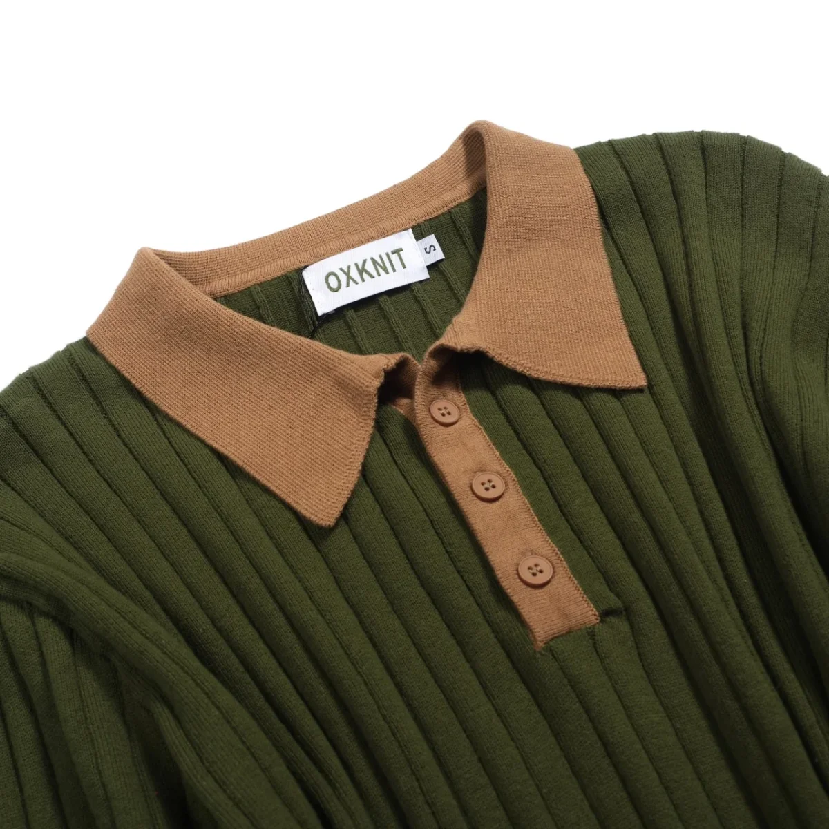 Men's green vintage pothole knit V-neck polo shirt - Image 9