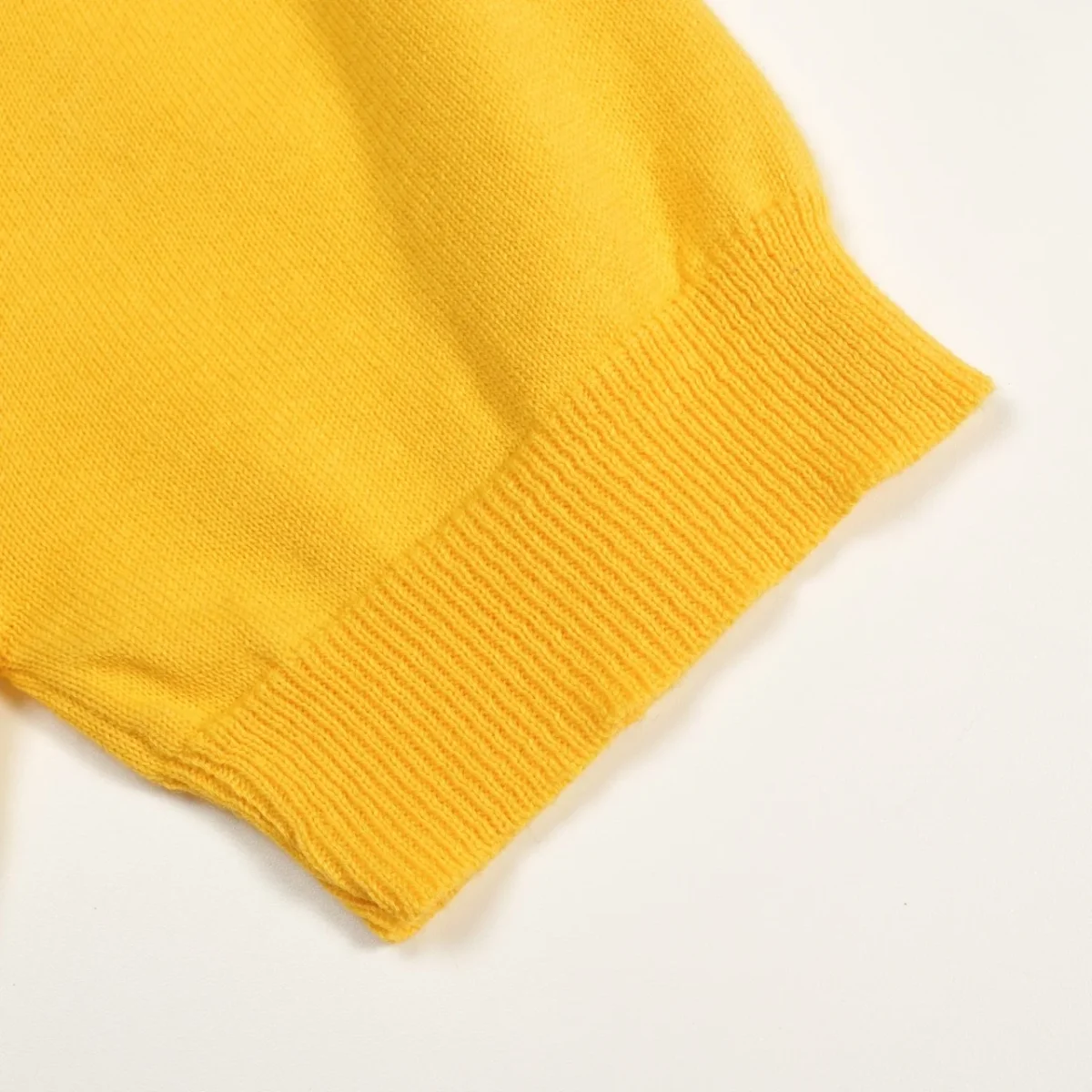 Women's 70s Yellow Fun Cat V-Neck Knit T-Shirt - Image 7